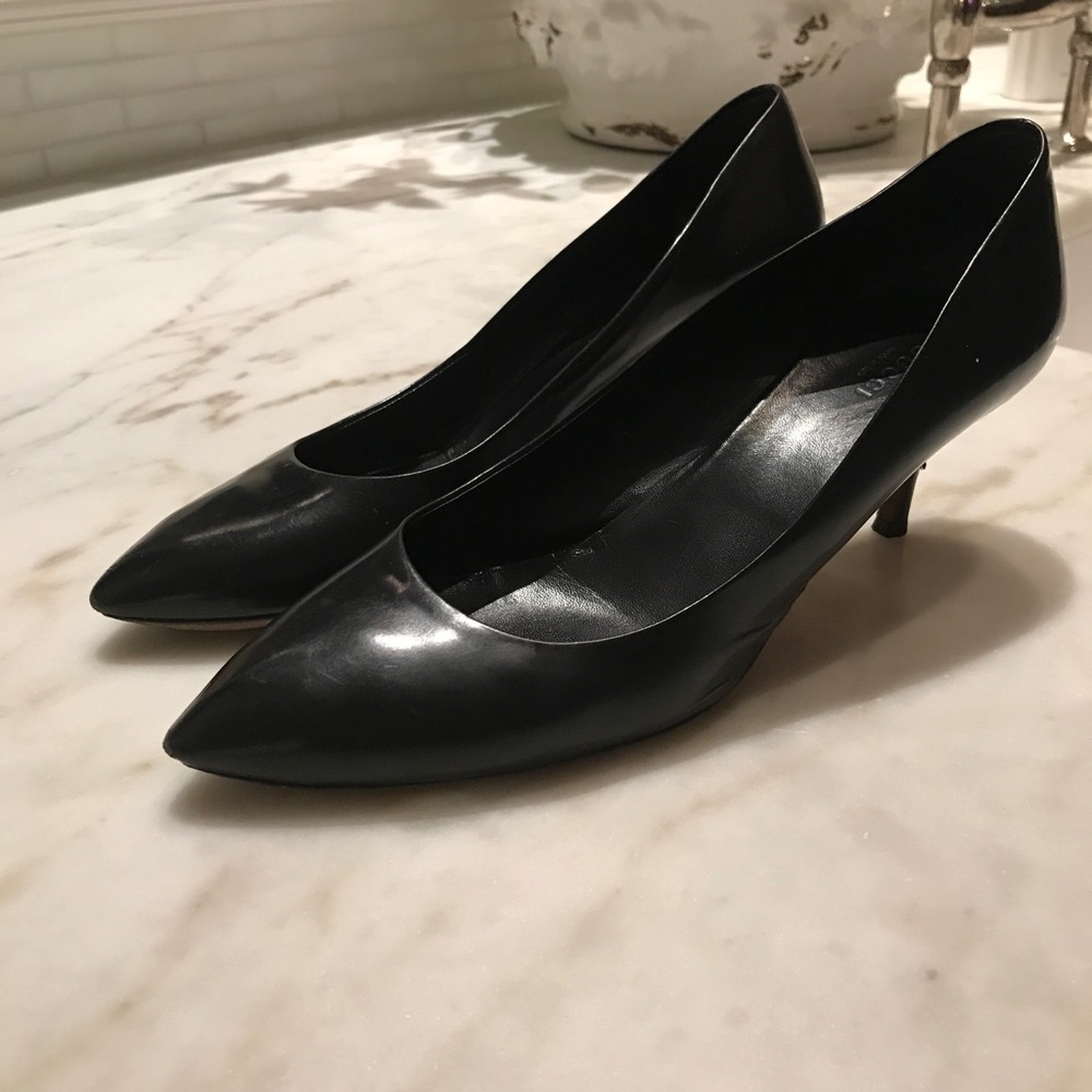 Gucci Black Heels “2 1/2”